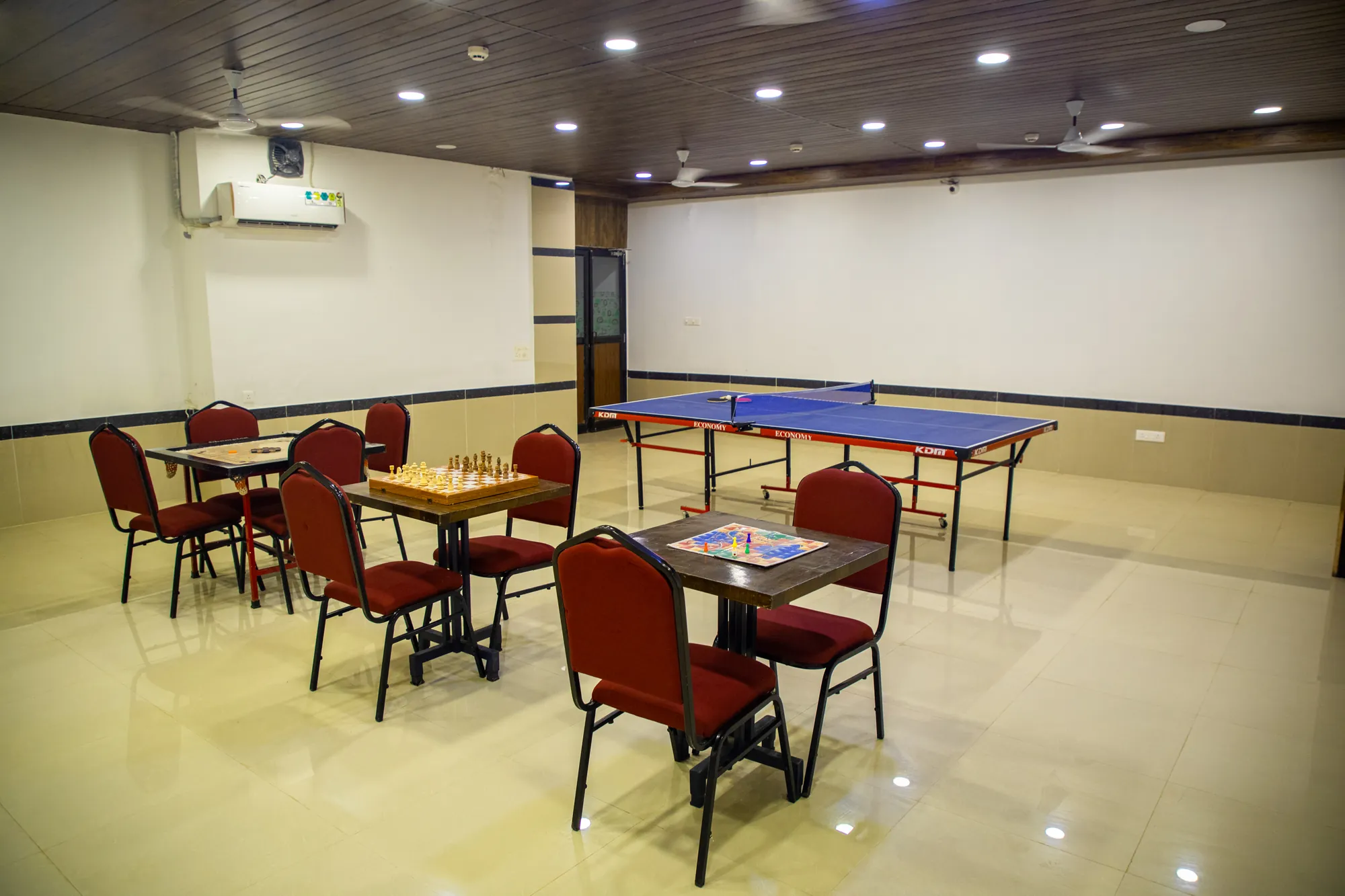 Games tables and table tennis in the game zone